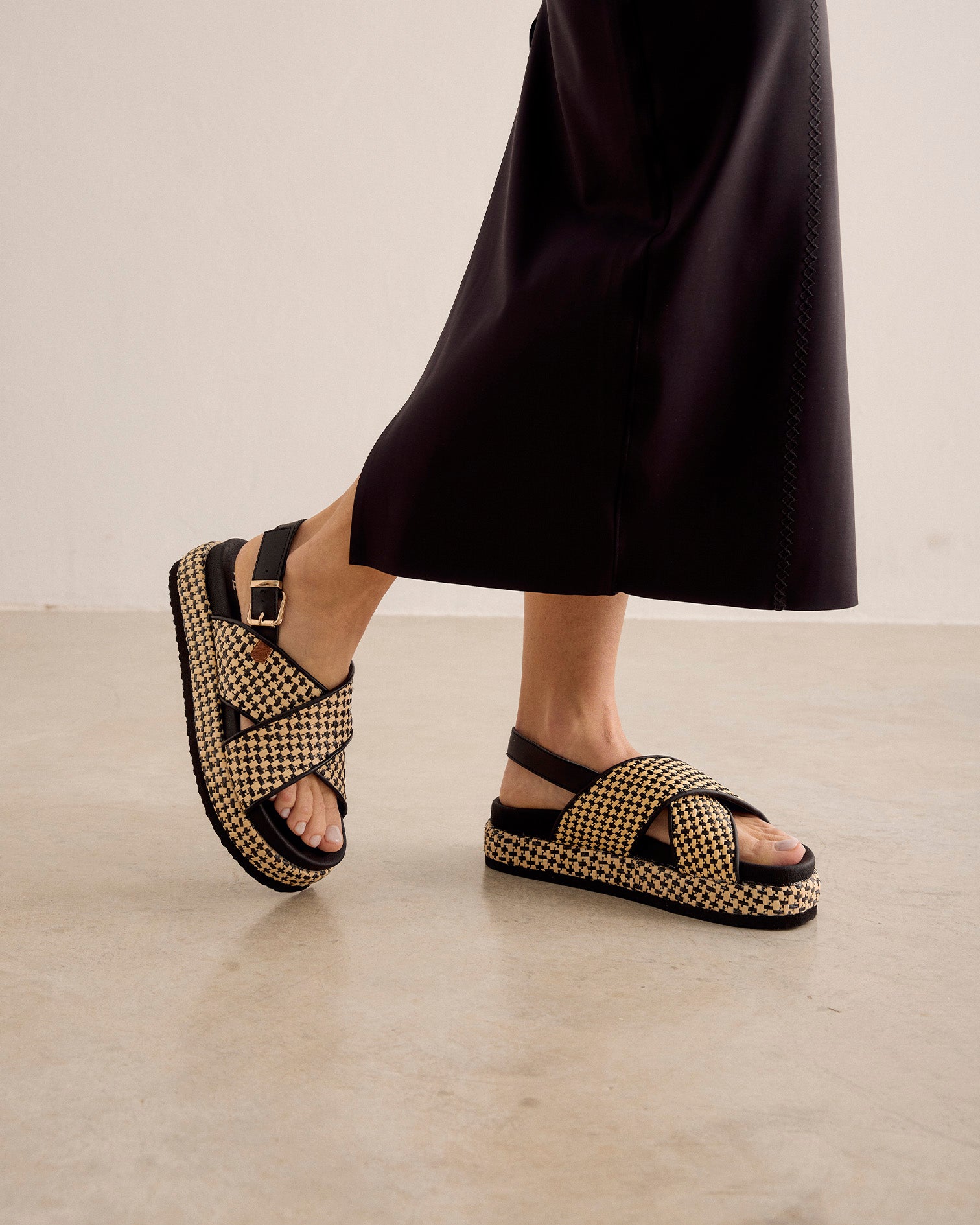 Sandalia Basset Negro