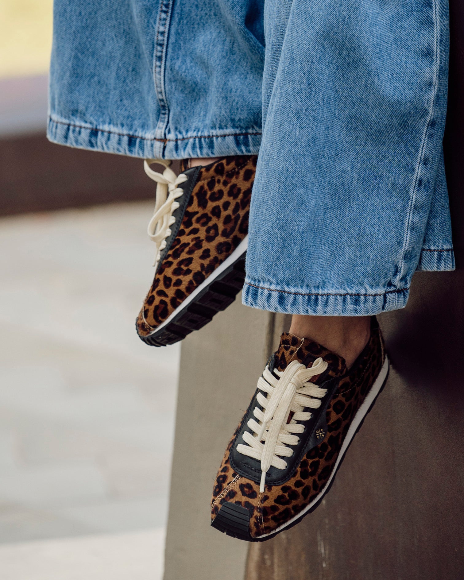 Zapatilla Kira Pony Leopardo