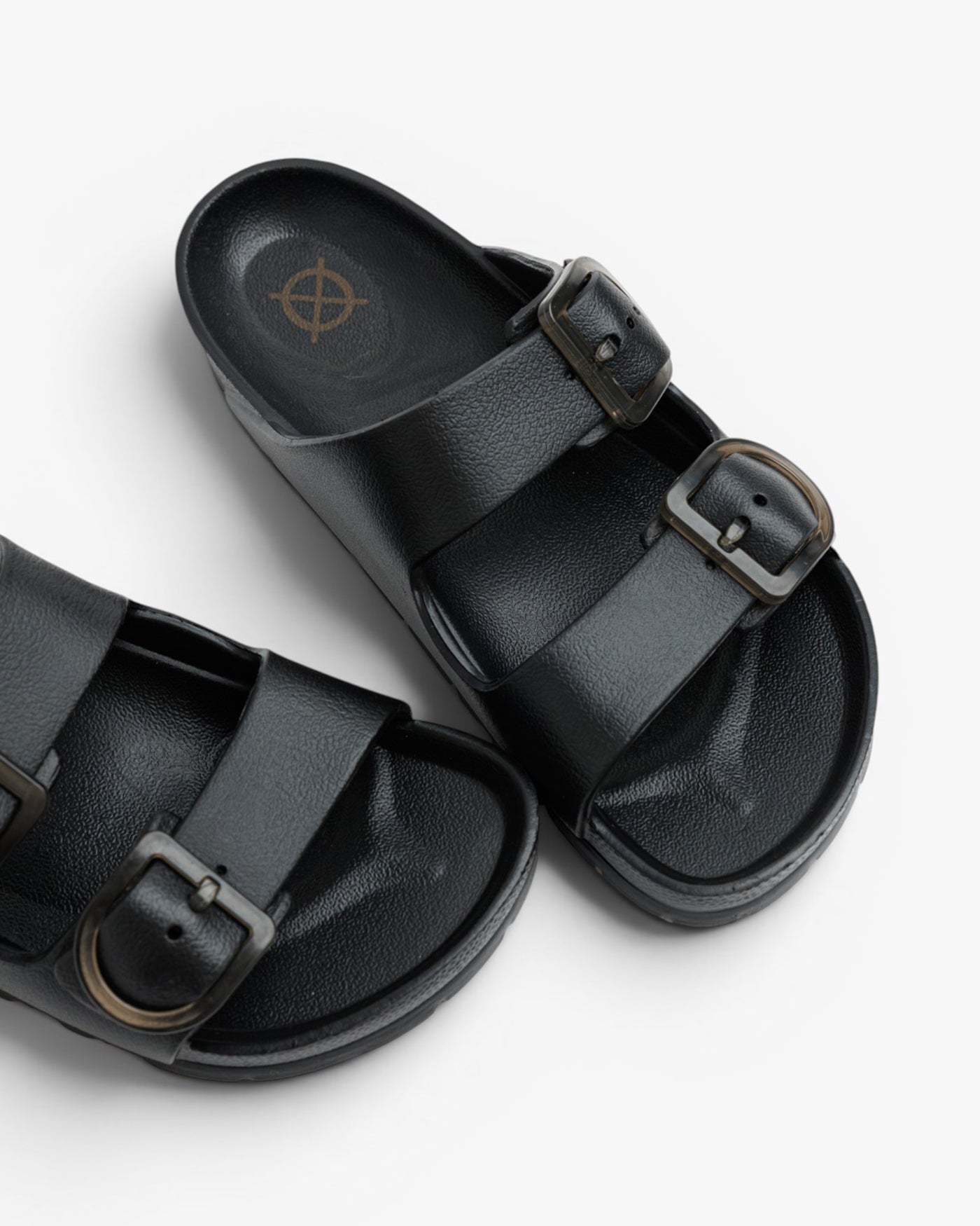 Sandalia Plana Aqua Buye Negro Gris