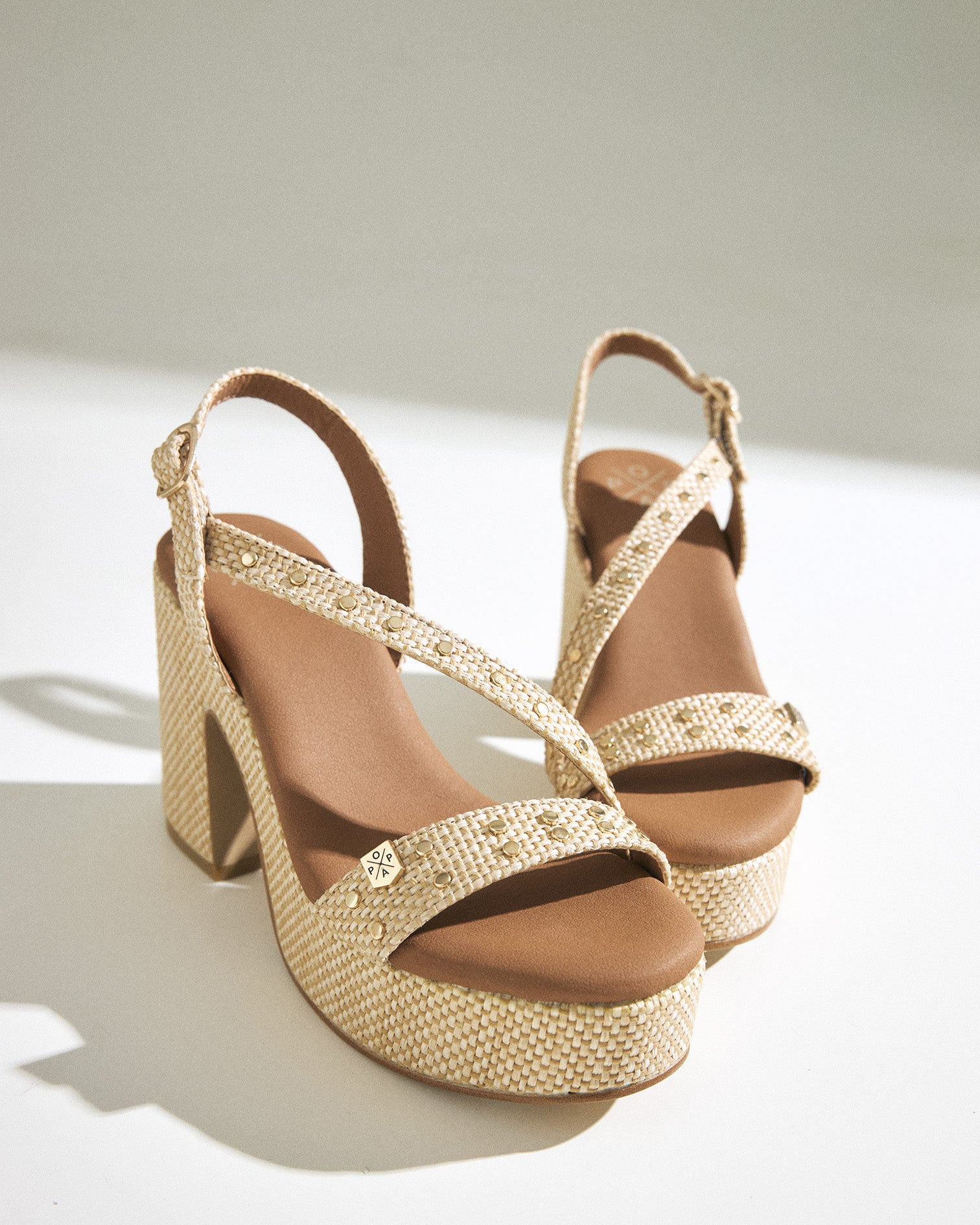 Sandalia Morlan Rafia Beige
