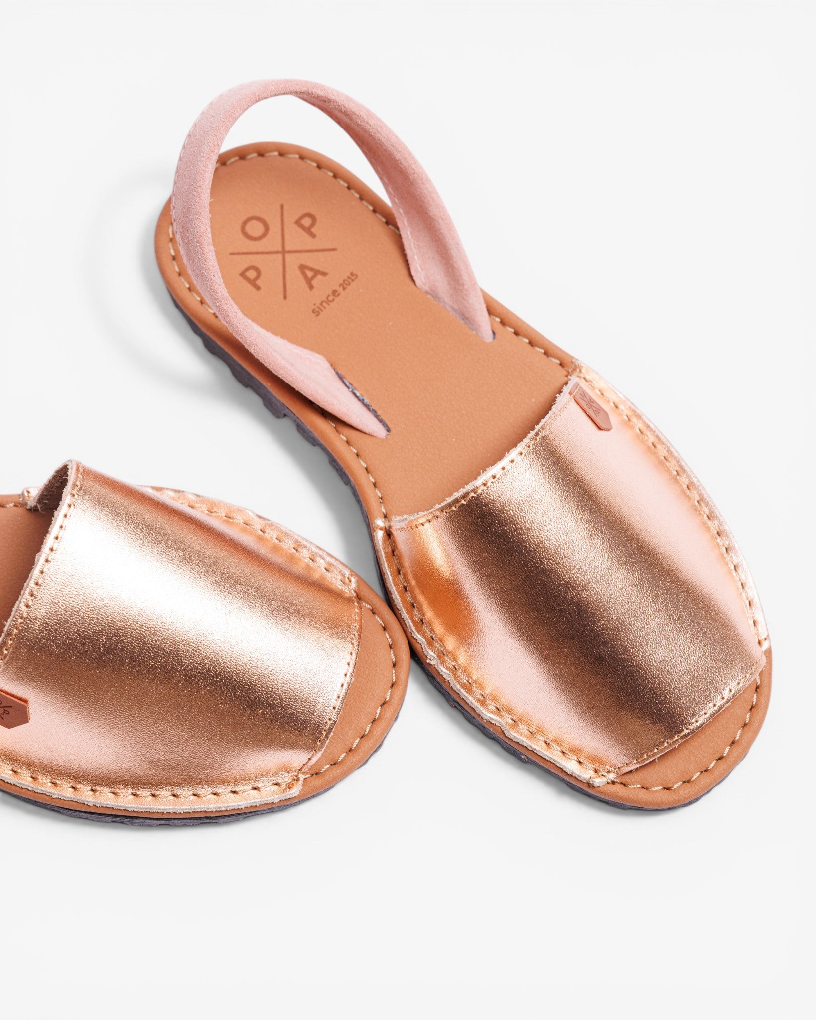 Menorquina Plana California Metal Pink Gold
