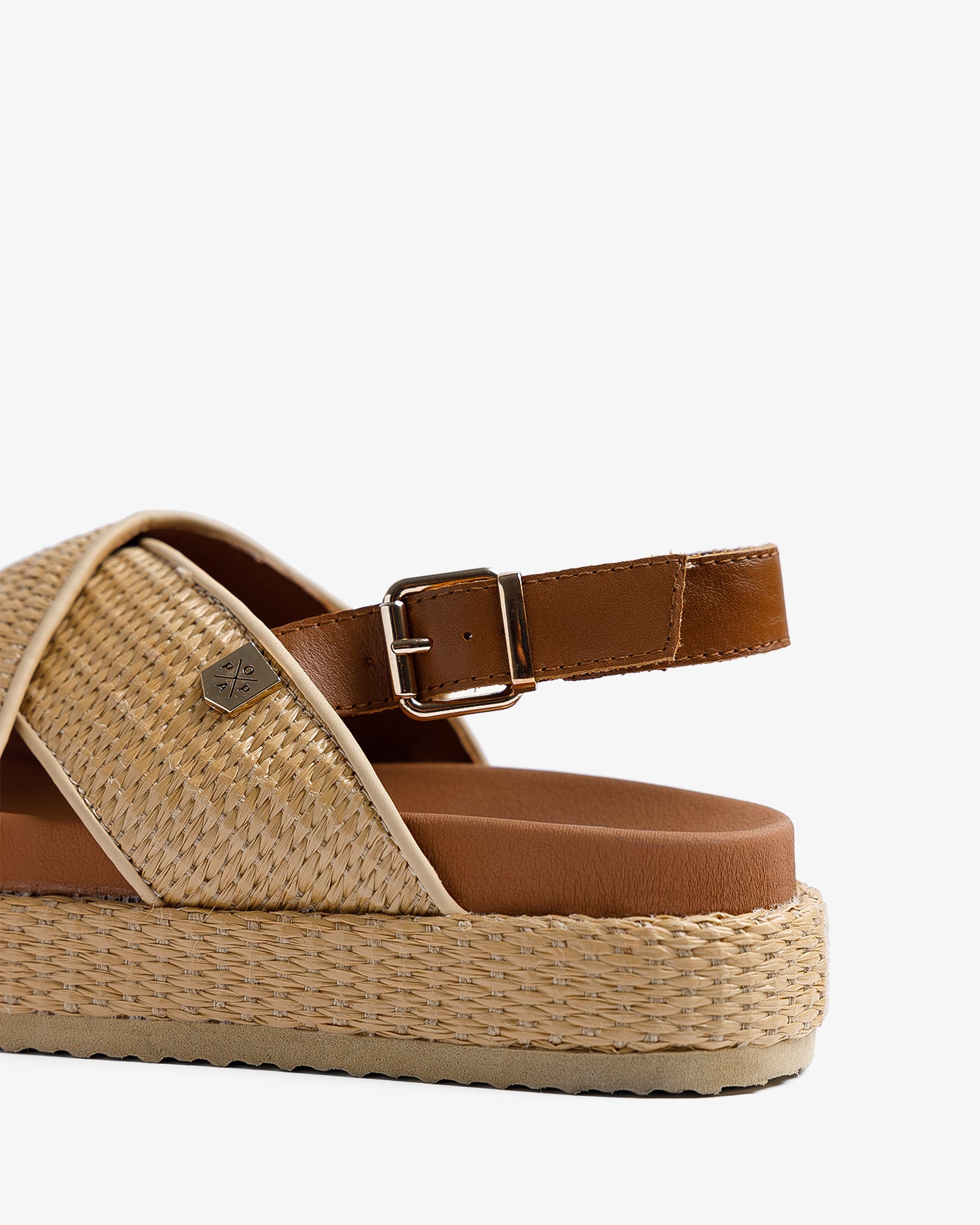 Sandalia Basset Beige 35