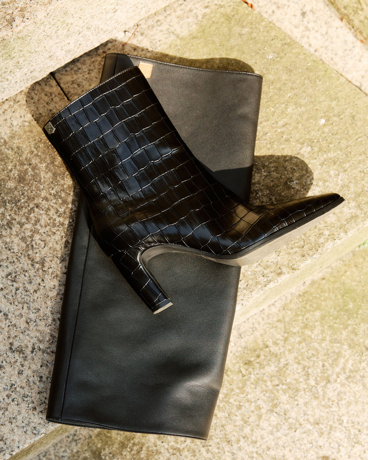 Bota Negra de Mujer Ouro