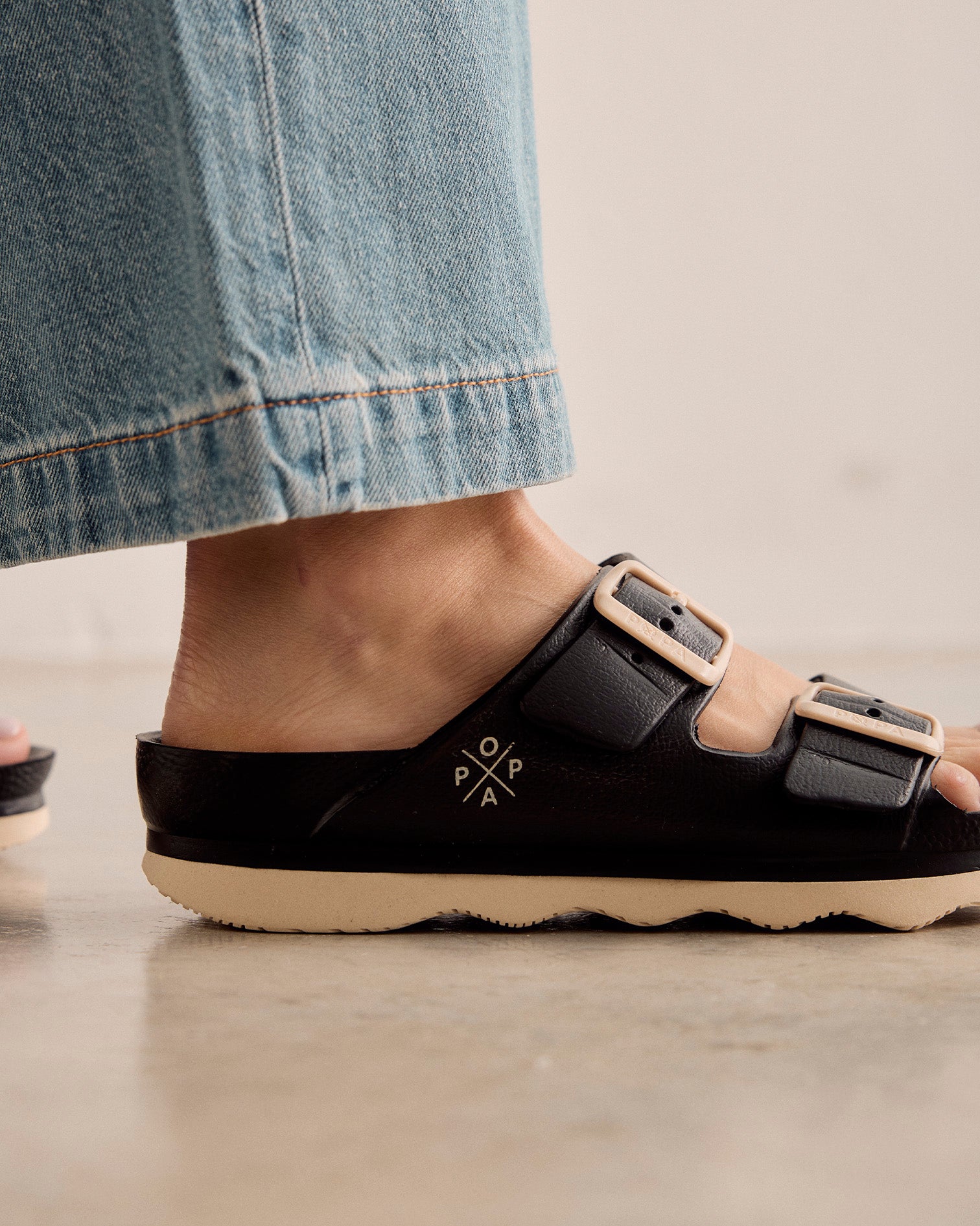 Chanclas de Agua Mujer Aqua Buye Negro