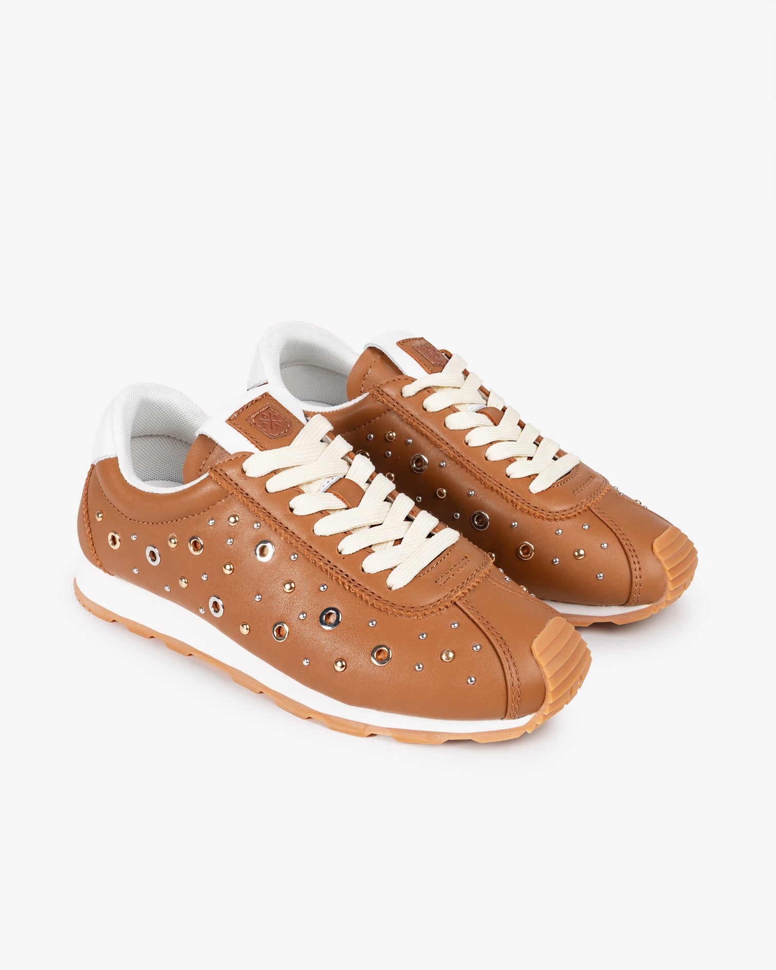 Zapatilla Inara Tachuelas Cuero