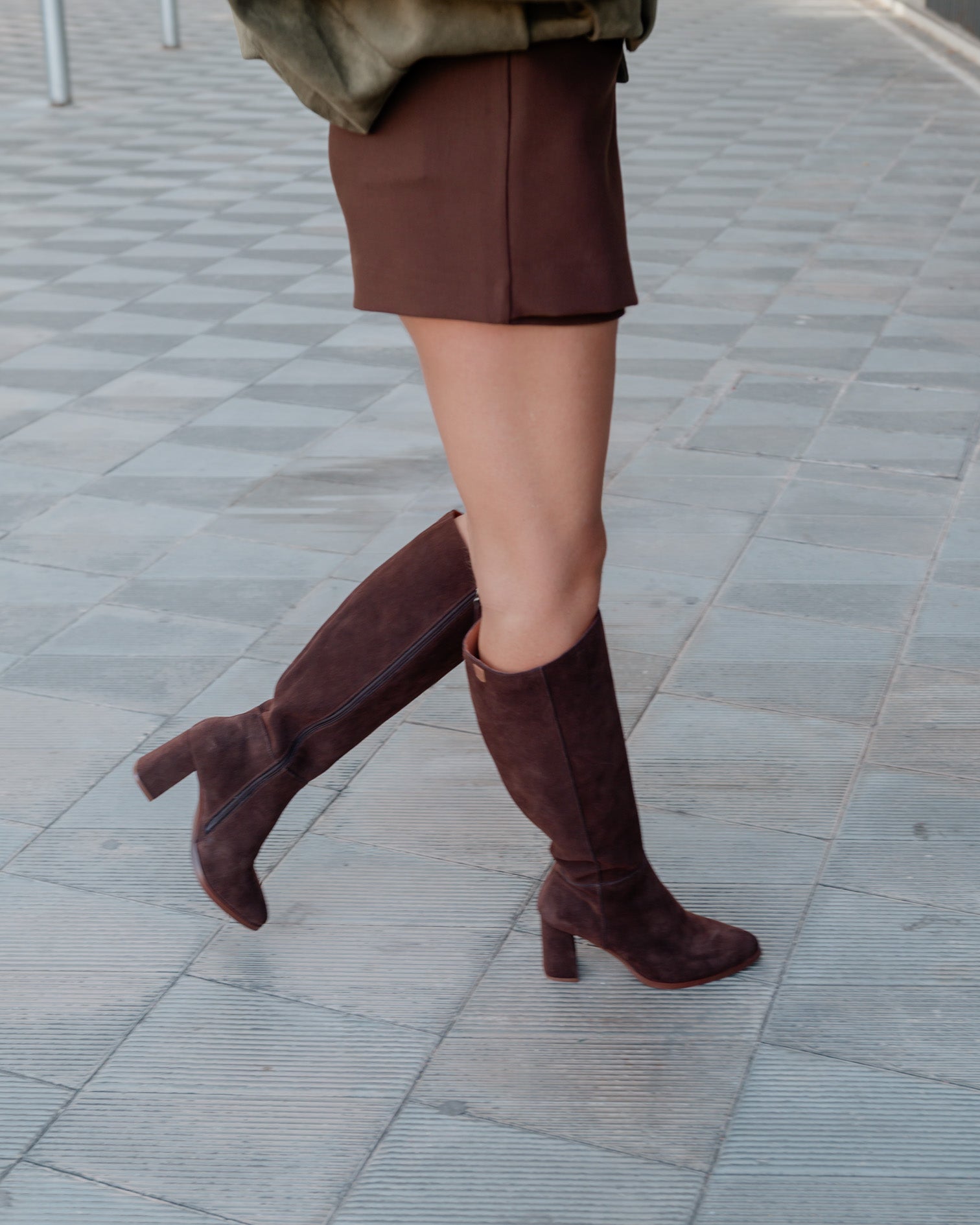 Bota Alta de Serraje Marrón Sinnara